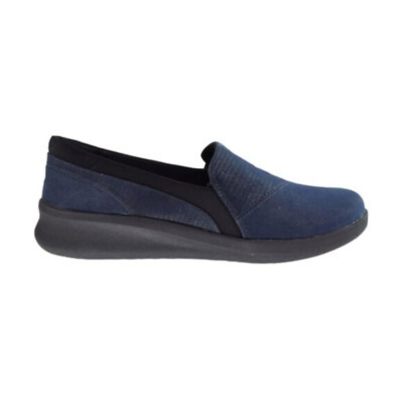 Clarks Women's Sillian 2.0 Eve Slip on  Navy Blue  Women Size 8 M  NWOB - Picture 1 of 6